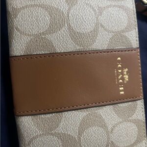 Coach Corner Zip Wristlet